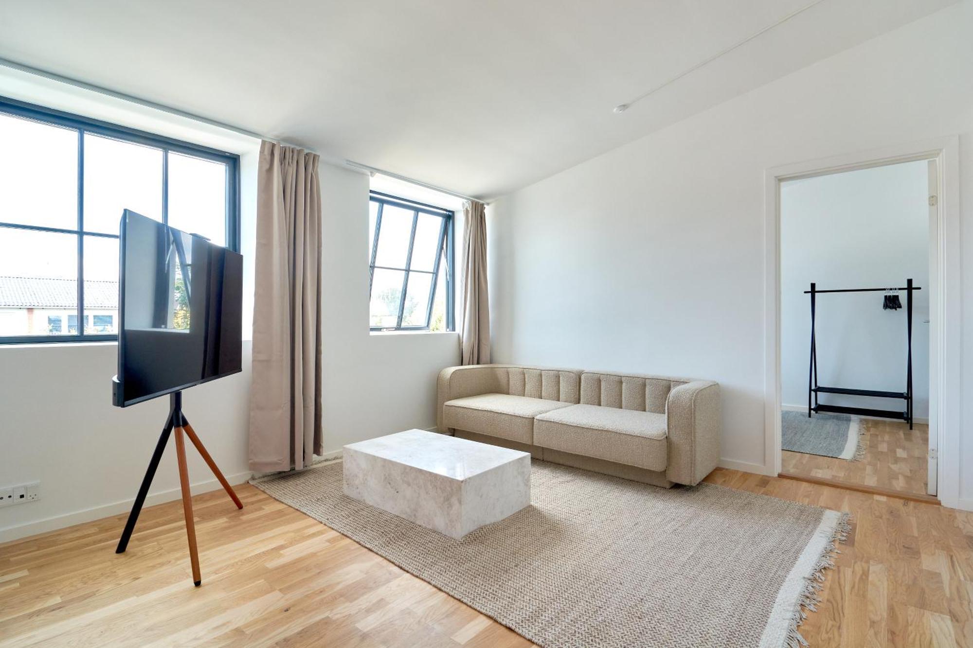 Cozy And Bright With Private Car Park Apartment