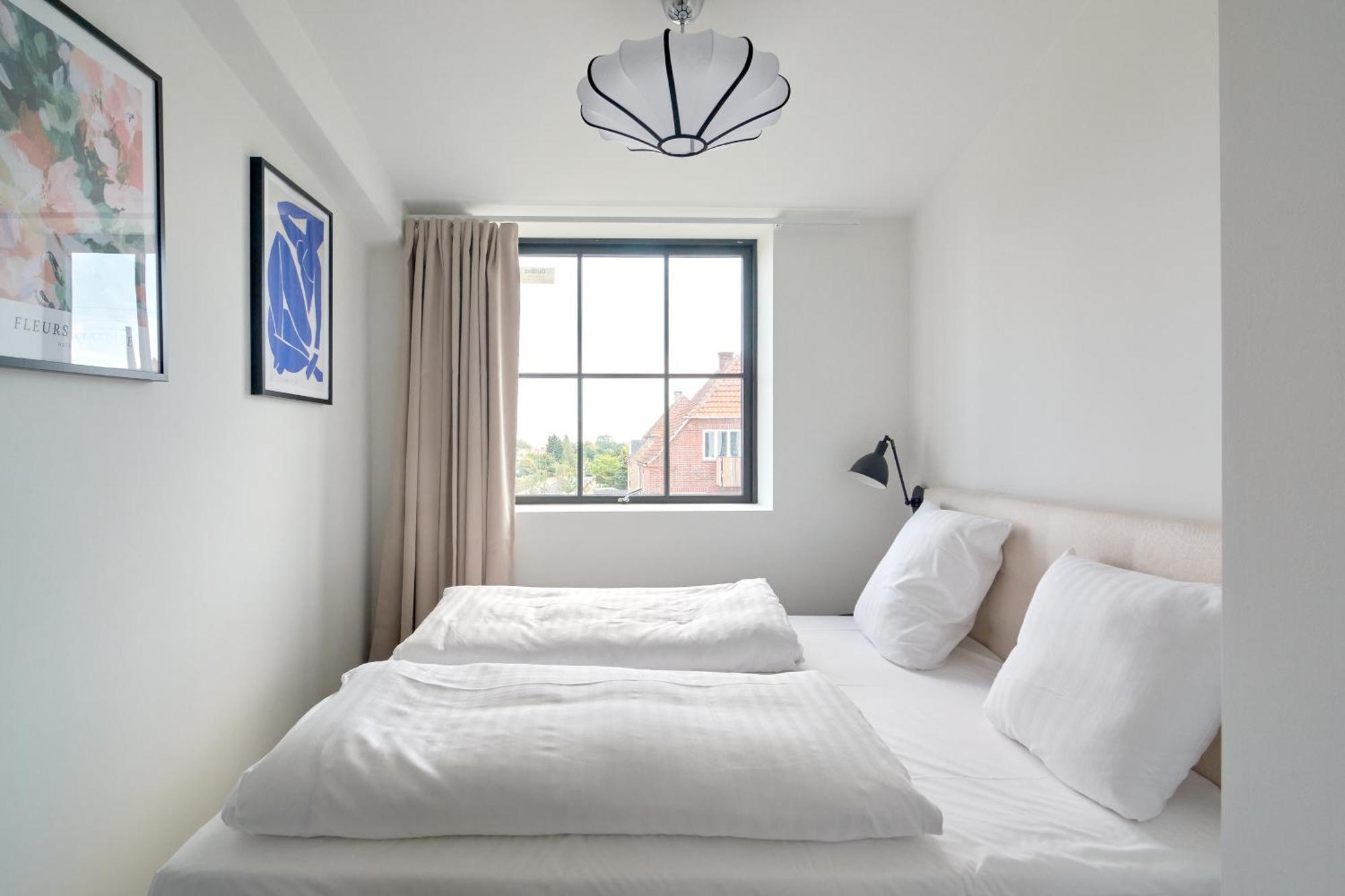 Cozy And Bright With Private Car Park Apartamento