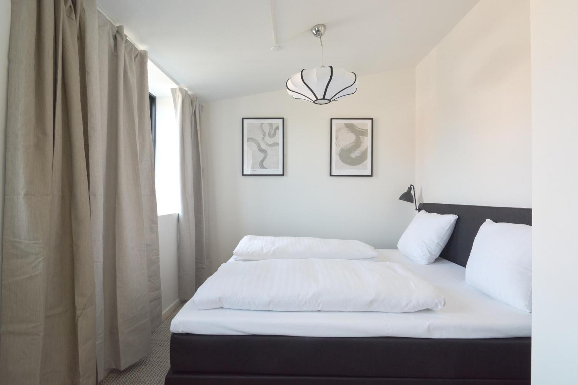 Cozy And Bright With Private Car Park *